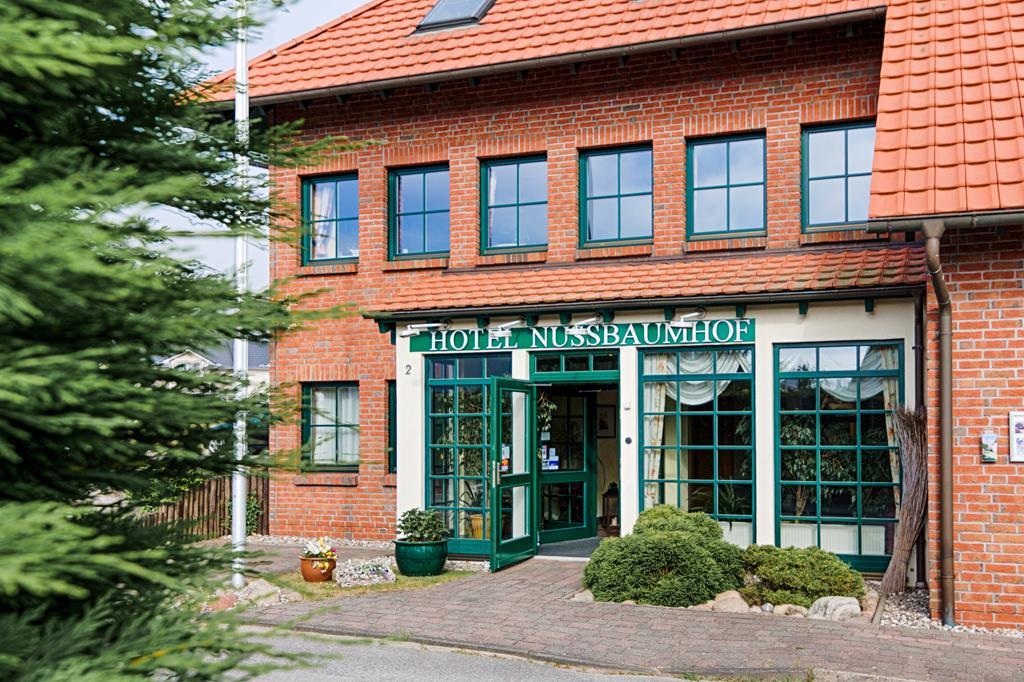 Hotel Garni Nussbaumhof Uckeritz Esterno foto