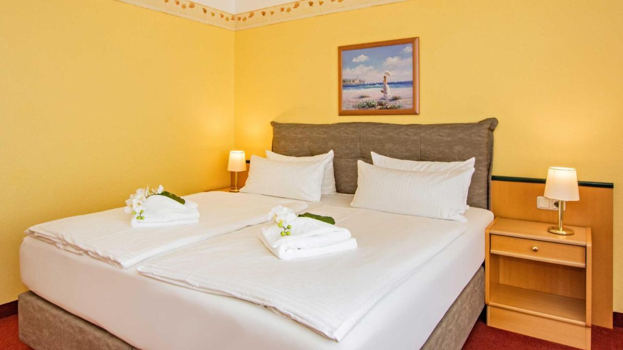 Hotel Garni Nussbaumhof Uckeritz Esterno foto