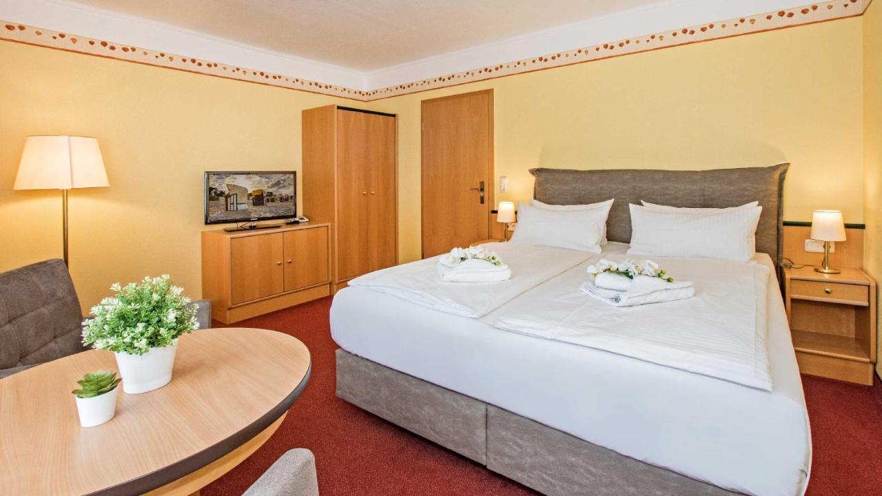 Hotel Garni Nussbaumhof Uckeritz Esterno foto